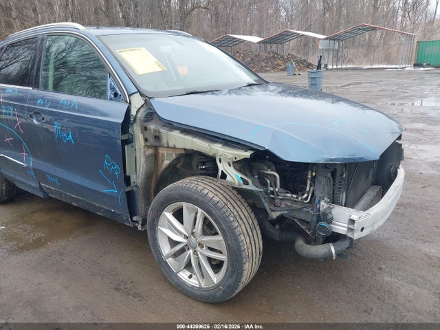 Продажа на аукционе авто 2016 Audi Q3 2.0t Premium Plus, vin: WA1EFCFS5GR024129, номер лота: 44399625
