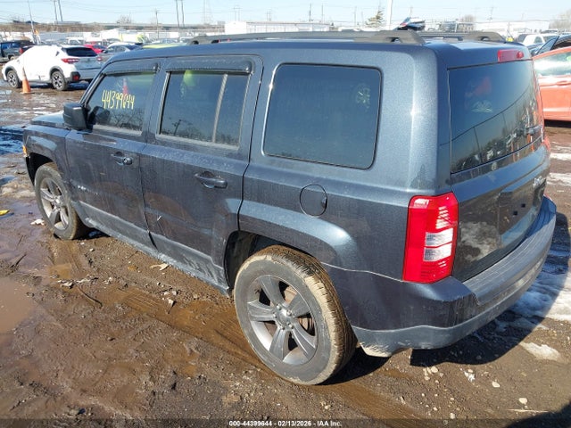2015 JEEP PATRIOT 1C4NJPFA6FD185782 Photo 2
