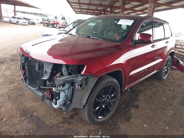 1C4RJEAG3JC437925 Jeep Grand Cherokee Altitude 4x2