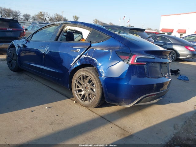 2024 TESLA MODEL 3 5YJ3E1EA6RF786598 Photo 2