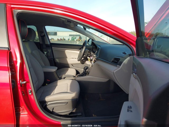 Hyundai ELANTRA SE 2019 KMHD74LF1KU866348 Image 5