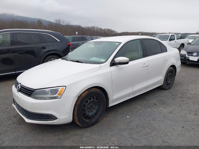 44399741 :رقم المزاد ، 3VWDX7AJ3BM377349 vin ، 2011 Volkswagen Jetta 2.5l Se مزاد بيع