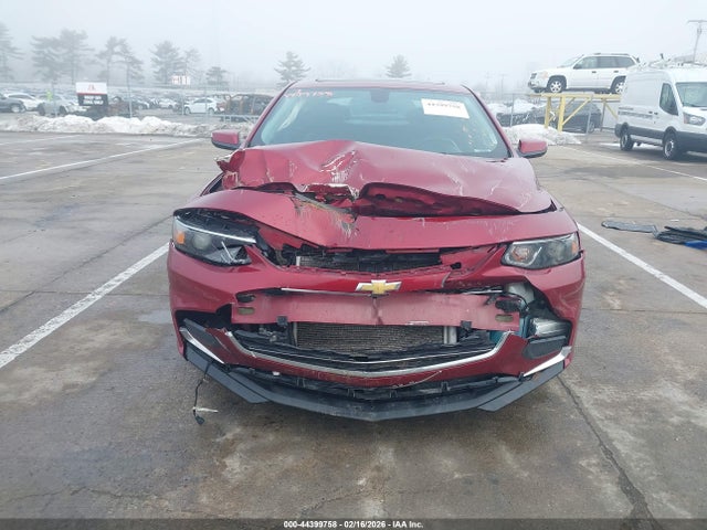 1G1ZD5ST4JF108256 Chevrolet MALIBU LT