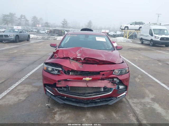 1G1ZD5ST4JF108256 Chevrolet MALIBU LT