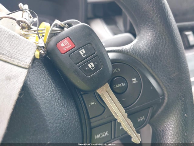 Продаж на аукціоні авто 2025 Toyota Corolla Cross L, vin: 7MUAAAAG4SV137290, номер лоту: 44399805