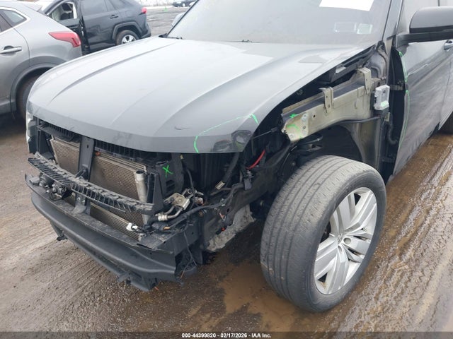 2019 VOLKSWAGEN ATLAS 1V2UR2CAXKC502957 Photo 5