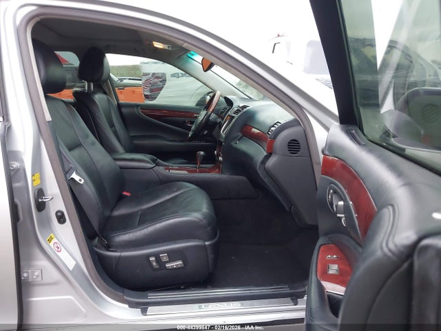 Продажа на аукционе авто 2007 Lexus Ls 460 L, vin: JTHGL46FX75007638, номер лота: 44399847