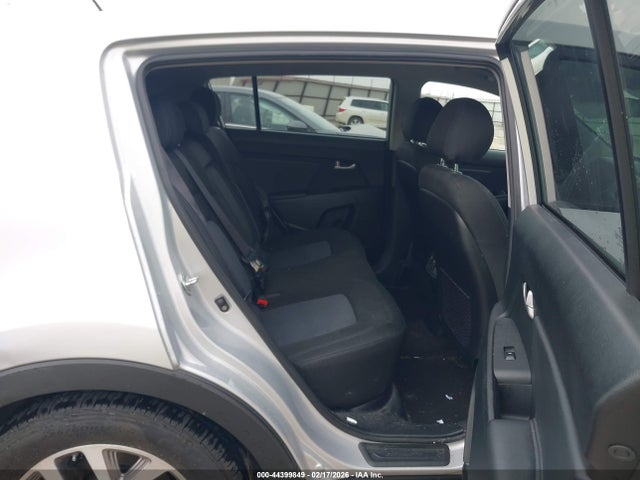 KNDPBCAC3G7821341 KIA Sportage Lx