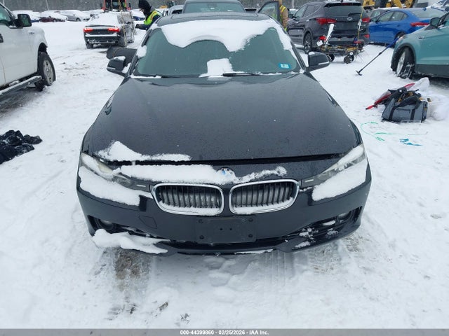 2015 Bmw 328i Xdrive მანქანა იყიდება აუქციონზე, vin: WBA3B5C54FP653004, აუქციონის ნომერი: 44399860