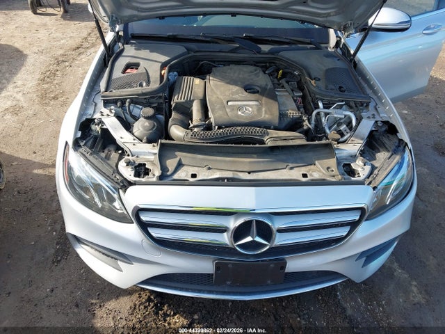 2017 Mercedes-benz E 300 4matic მანქანა იყიდება აუქციონზე, vin: WDDZF4KB3HA036028, აუქციონის ნომერი: 44399862