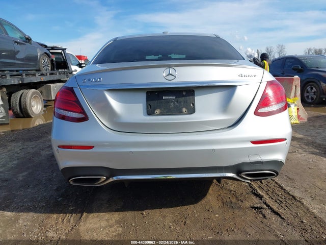 2017 Mercedes-benz E 300 4matic მანქანა იყიდება აუქციონზე, vin: WDDZF4KB3HA036028, აუქციონის ნომერი: 44399862