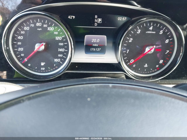 2017 Mercedes-benz E 300 4matic მანქანა იყიდება აუქციონზე, vin: WDDZF4KB3HA036028, აუქციონის ნომერი: 44399862