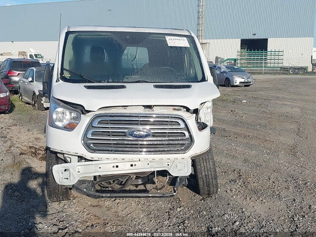 1FTYR1ZM6HKB39585 Ford Transit-250