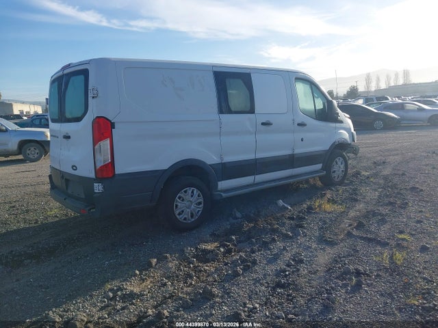 1FTYR1ZM6HKB39585 Ford Transit-250