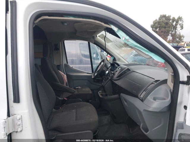 1FTYR1ZM6HKB39585 Ford Transit-250