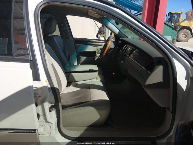 2004 LINCOLN TOWN CAR 1LNHM83W24Y666169 Photo 4