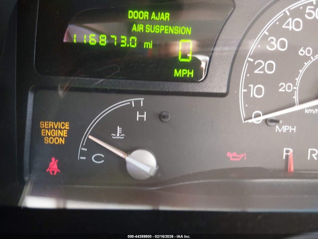 2004 LINCOLN TOWN CAR 1LNHM83W24Y666169 Photo 6