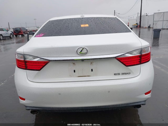 44399902 :رقم المزاد ، JTHBK1GG3E2131123 vin ، 2014 Lexus Es 350 مزاد بيع