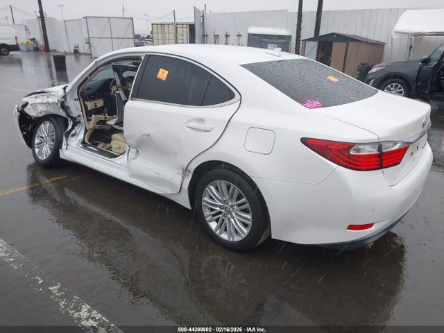 44399902 :رقم المزاد ، JTHBK1GG3E2131123 vin ، 2014 Lexus Es 350 مزاد بيع