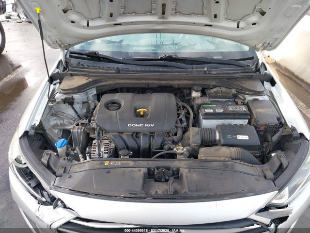 KMHD74LF2JU679053 Hyundai ELANTRA SE