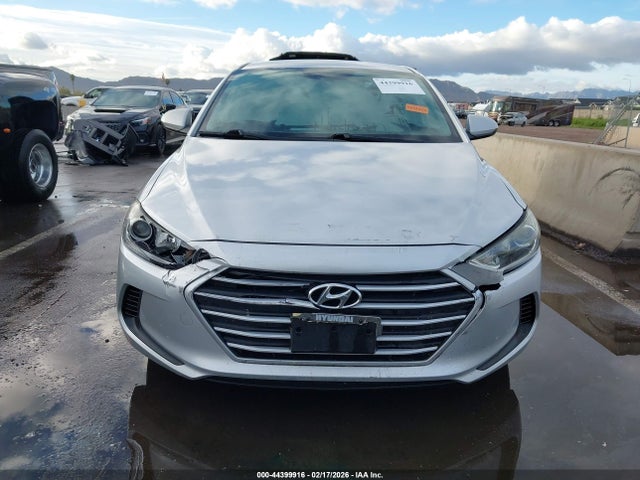 KMHD74LF2JU679053 Hyundai ELANTRA SE