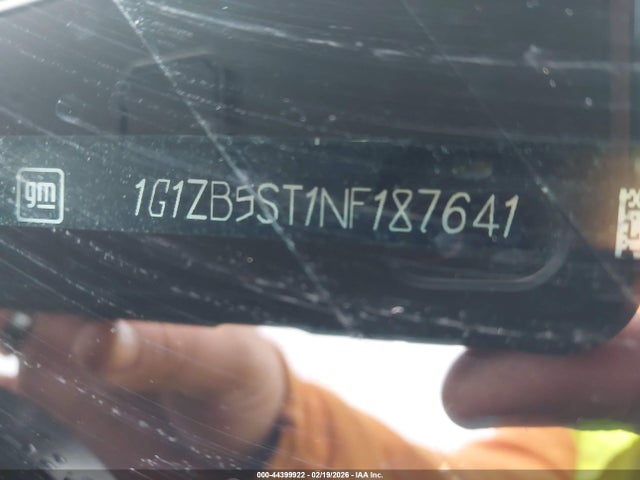 1G1ZB5ST1NF187641 Chevrolet Malibu Fwd Ls
