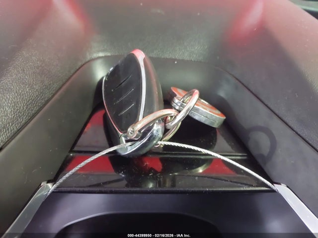 1G1FB1RX4H0137716 Chevrolet Camaro 1lt