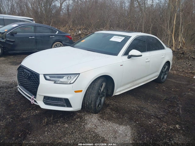 2018 AUDI A4 WAUENAF49JA077059 Photo 1