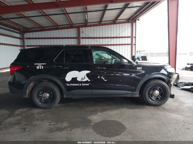 Ford Explorer Police Interceptor 2023 1FM5K8AB2PGA02571 Image 14
