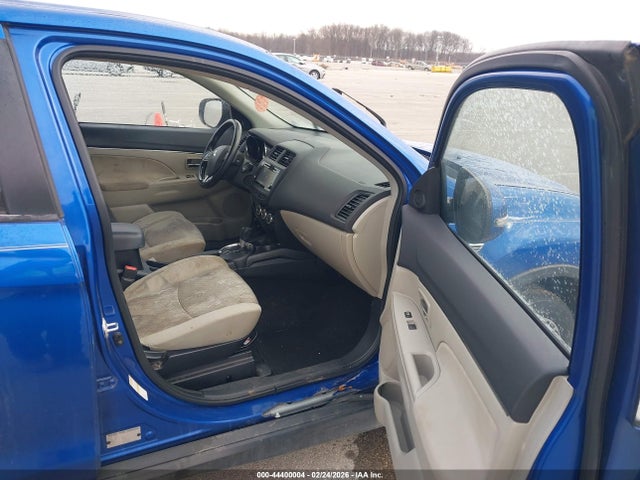 2017 MITSUBISHI OUTLANDER SPORT JA4AP3AW9HZ020706 Photo 4