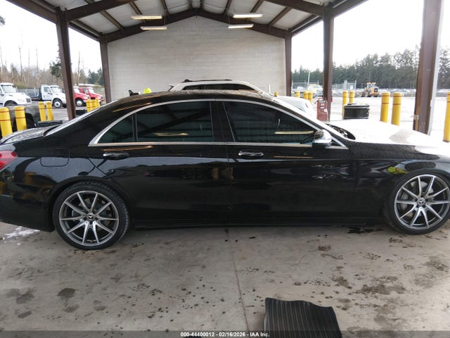 WDDUG8DB1JA384847 Mercedes-Benz S 560