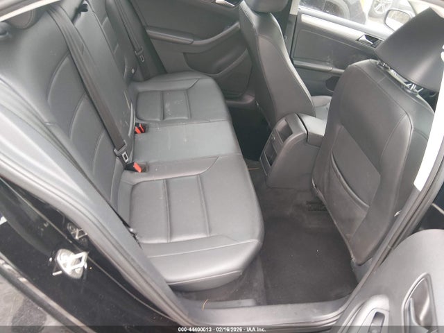 3VWDB7AJ7HM323768 Volkswagen Jetta 1.4t Se