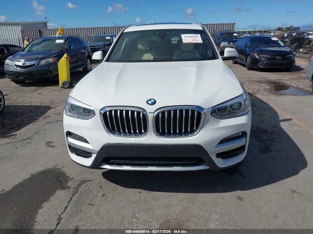 5UXTY3C02M9H75132 BMW X3 Sdrive30i