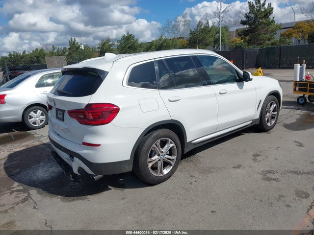 5UXTY3C02M9H75132 BMW X3 Sdrive30i
