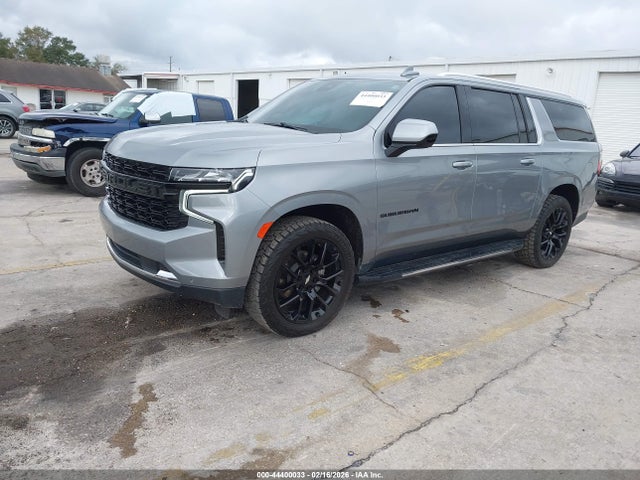 Auction sale of the 2023 Chevrolet Suburban 4wd Ls, vin: 1GNSKBKDXPR400529, lot number: 44400033