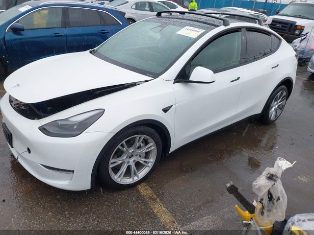 2023 TESLA MODEL Y 7SAYGAEE8PF815571 Photo 1