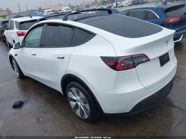 2023 TESLA MODEL Y 7SAYGAEE8PF815571 Photo 2