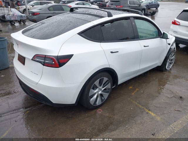 2023 TESLA MODEL Y 7SAYGAEE8PF815571 Photo 3