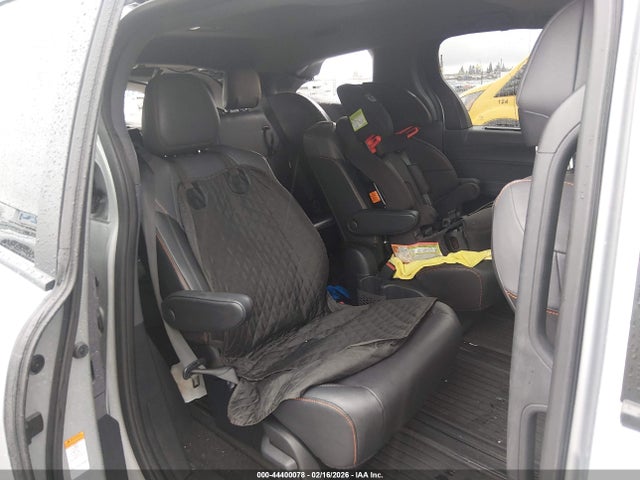 Toyota Sienna Xse 2023 5TDDSKFC8PS102811 Image 8