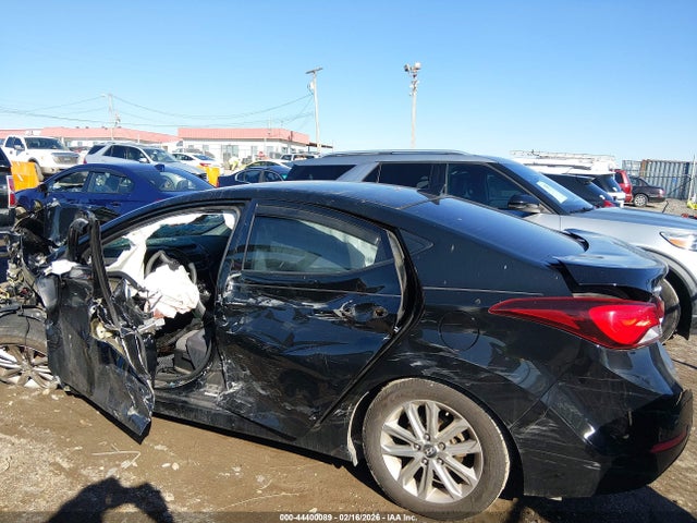 Hyundai ELANTRA SE 2015 5NPDH4AE2FH598664 Image 3