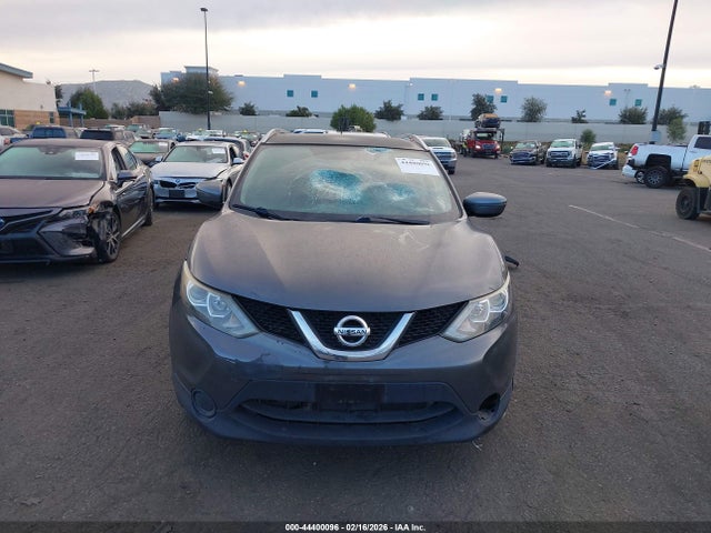 JN1BJ1CP2HW035610 Nissan Rogue Sport Sv