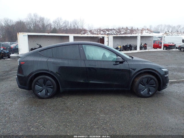 2026 Tesla Model Y Premium Rear-wheel Drive/standard Rear-wheel Drive მანქანა იყიდება აუქციონზე, vin: 7SAYGDED0TA437309, აუქციონის ნომერი: 44400121