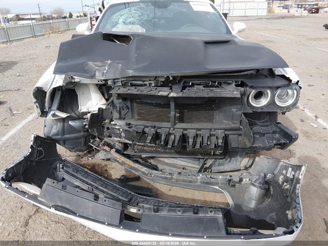 44400135 :رقم المزاد ، 2C3CDZBT9HH540875 vin ، 2017 Dodge Challenger R/t مزاد بيع