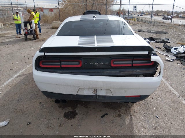 44400135 :رقم المزاد ، 2C3CDZBT9HH540875 vin ، 2017 Dodge Challenger R/t مزاد بيع