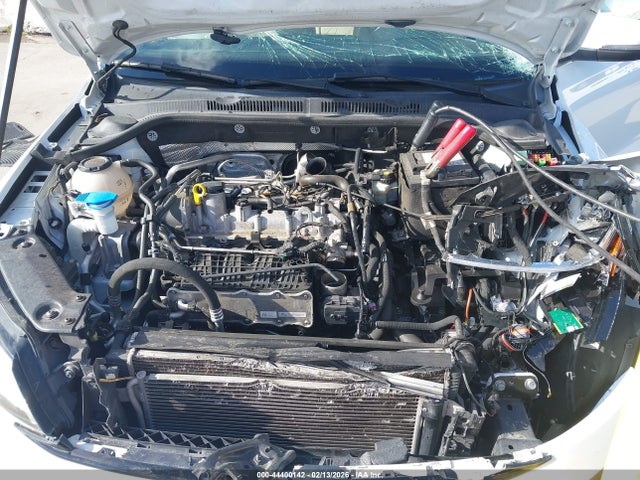 Продаж на аукціоні авто 2018 Volkswagen Jetta 1.4t Se/1.4t Wolfsburg Edition, vin: 3VWDB7AJ8JM256488, номер лоту: 44400142