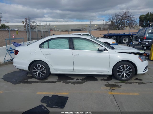Продаж на аукціоні авто 2018 Volkswagen Jetta 1.4t Se/1.4t Wolfsburg Edition, vin: 3VWDB7AJ8JM256488, номер лоту: 44400142