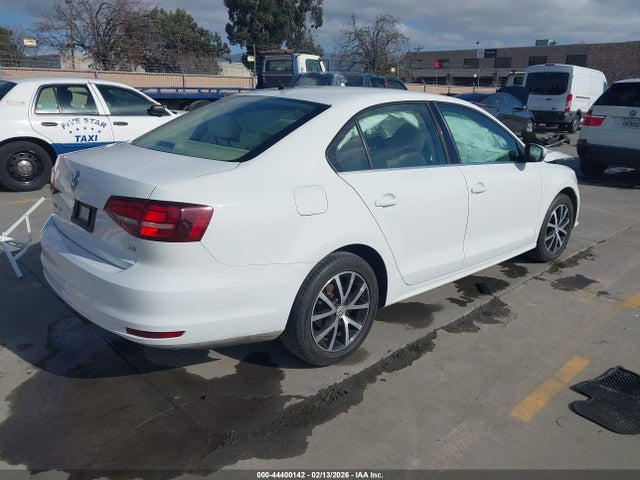 Продаж на аукціоні авто 2018 Volkswagen Jetta 1.4t Se/1.4t Wolfsburg Edition, vin: 3VWDB7AJ8JM256488, номер лоту: 44400142