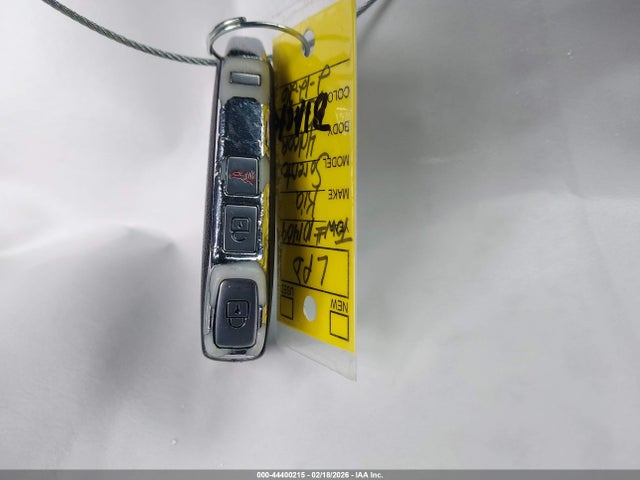 Продажа на аукционе авто 2021 Kia Sorento S, vin: 5XYRL4LCXMG022177, номер лота: 44400215