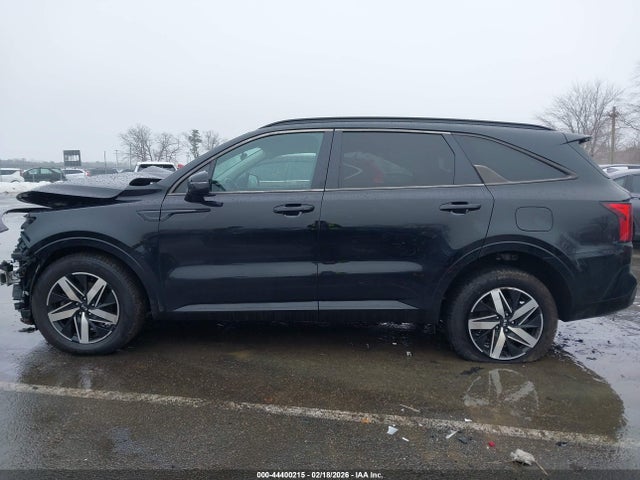 Продажа на аукционе авто 2021 Kia Sorento S, vin: 5XYRL4LCXMG022177, номер лота: 44400215