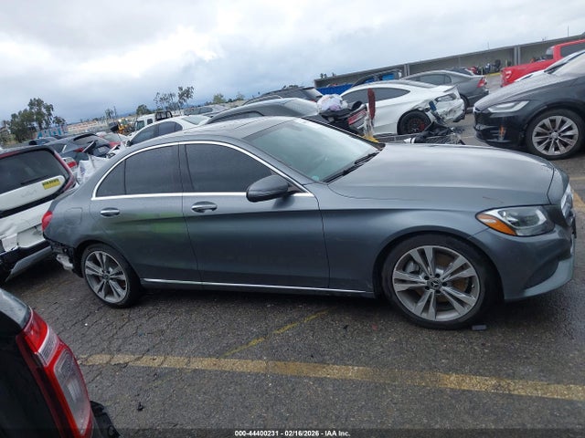 55SWF4JB4JU275114 Mercedes-Benz C 300